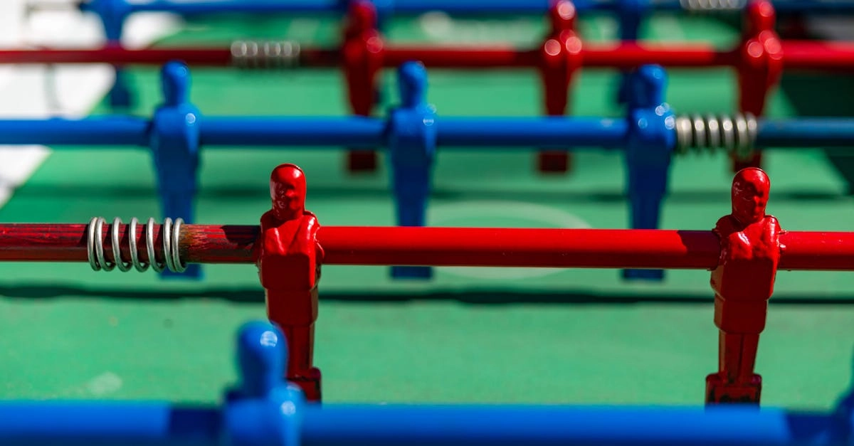 Командная стратегия и игровые механики для развития коллективного интеллекта